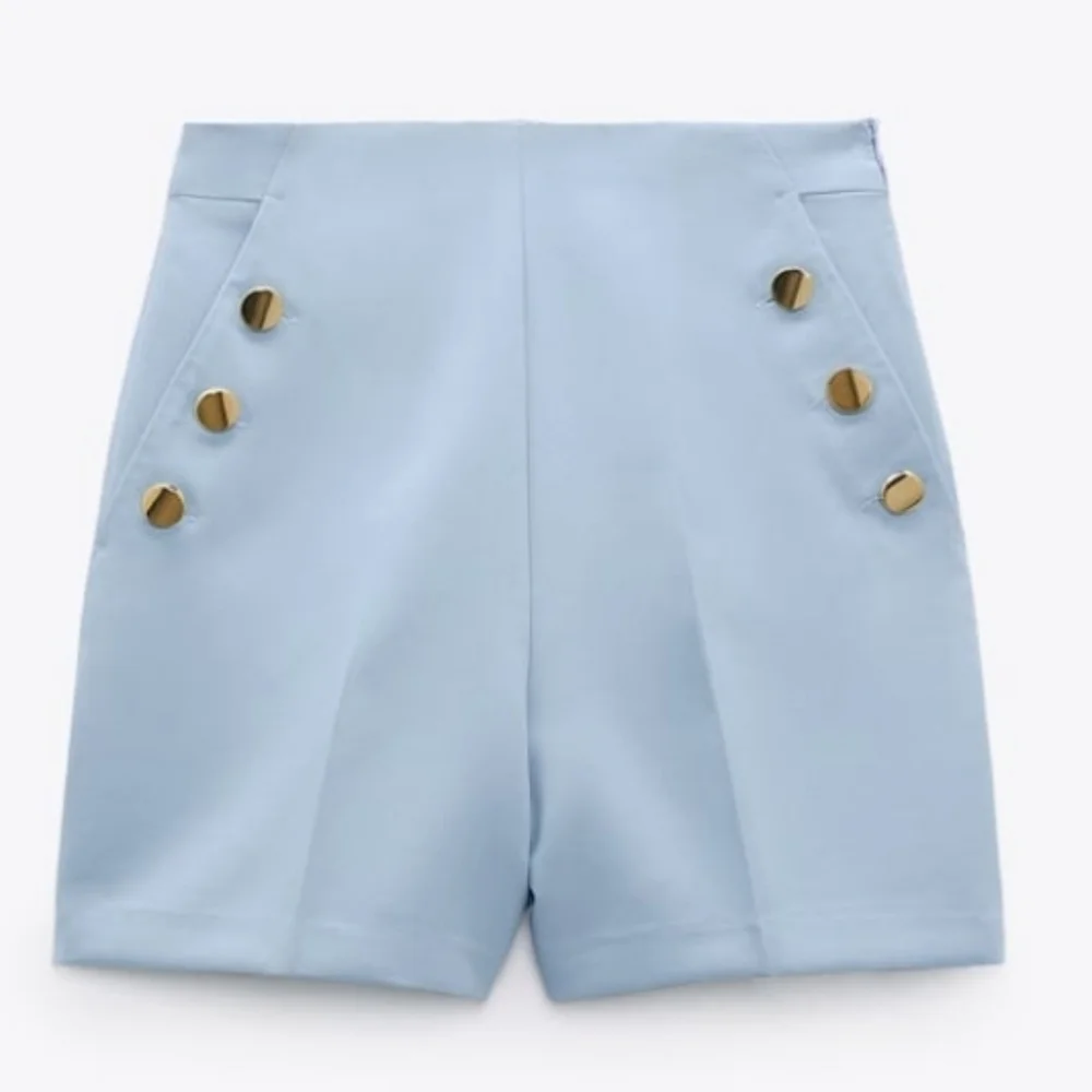 Zara* bermuda blue shorts with gold buttons - Picture 6 of 8